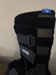United Ortho Adjustable Orthopedic Boot Medium Size Black Brand New