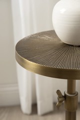 Kate And Laurel Engles Traditional Adjustable-Height Pedestal Drink Table 10 X