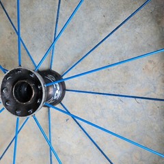 TiLite 22″ Spinergy SPOX Wheelchair Wheels Blue No Tires
