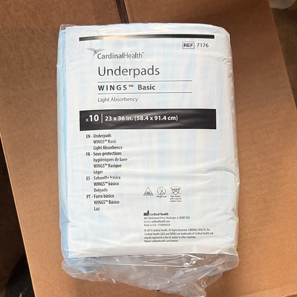 Cardinal Health WINGS Basic Underpads 23 x 36 in Light REF7176