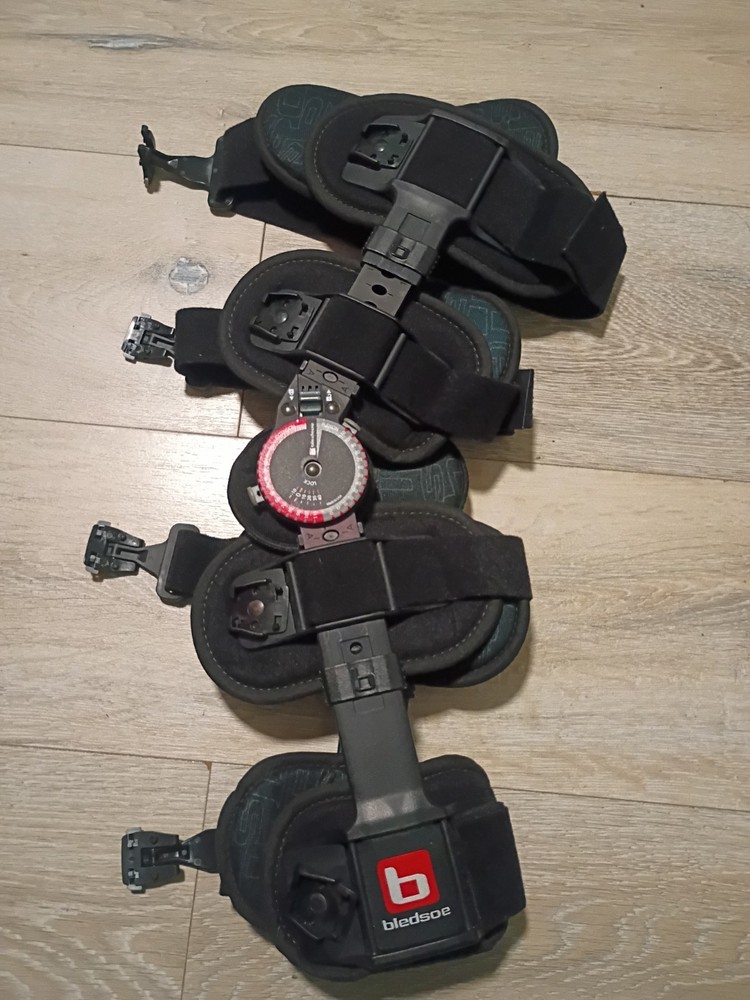 Bledsoe Extender Knee Leg Brace Post Op Left Right Adjustable Orthotic