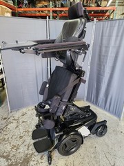 Permobil F5 VS Verical Stander 14″ Seat Lift, Recline, Tilt, Leg, Lights 7.5MPH
