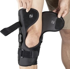 Breg CrossRunner Large Soft Wraparound Knee Brace with Straps Adjustable Support