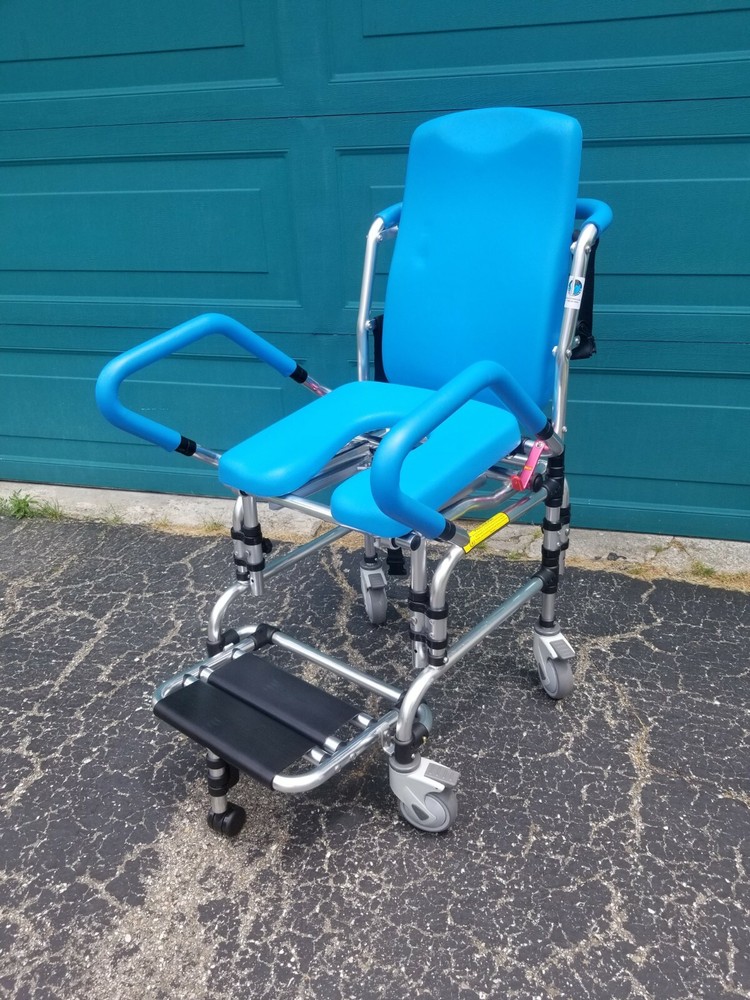 Commode Chair