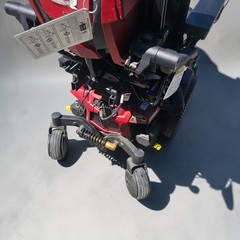 Quantum Edge 3 Power Wheelchair FOR SALE barely used