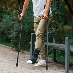 Lightweight Forearm Crutches – Non-Slip and Height Adjustable for Safety