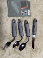 Angled Adaptive Slip Resistant Cutlery Set Gray Stainless Steel