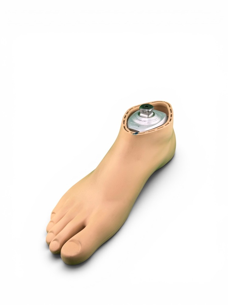 OTTOBOCK Otto Bock 1D10 sach Prosthetic Foot. Size 27. Right Foot.