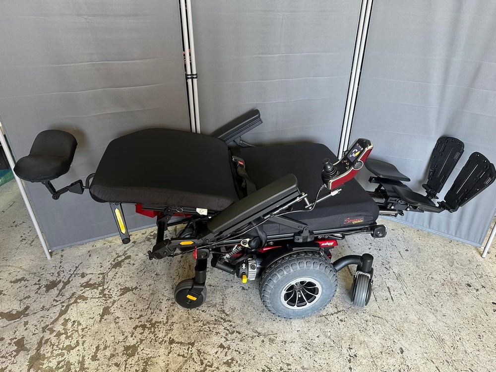 PRIDE QUANTUM Q6 HD WHEELCHAIR POWER TILT,RECLINE, LEG, 24″ 450 Lbs OFFROAD TIRE