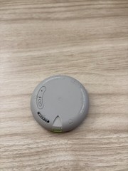 Phones Roger Select In