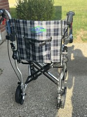Healthline 19″ Folding Swingaway Legrest Wheelchair with Carrying Bag