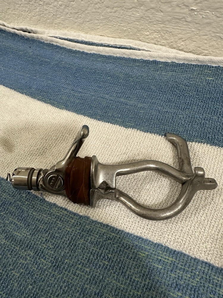 Hosmer fillauer prosthetic work hook model 7. Left hook. Great condition