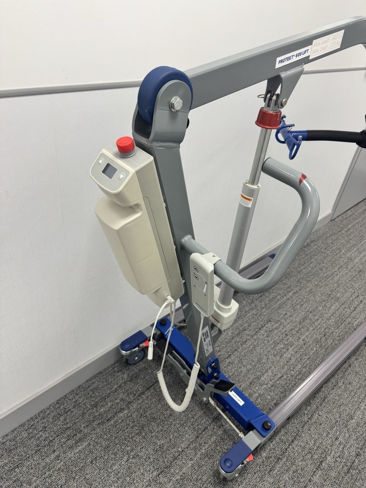 Hospital/Patient Lift – Protekt® 600 (600 lb Capacity) + Sling
