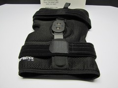 Breg Shortrunner Airmesh Knee Support Brace ACL PCL MCL LCL Injury Recovery XL