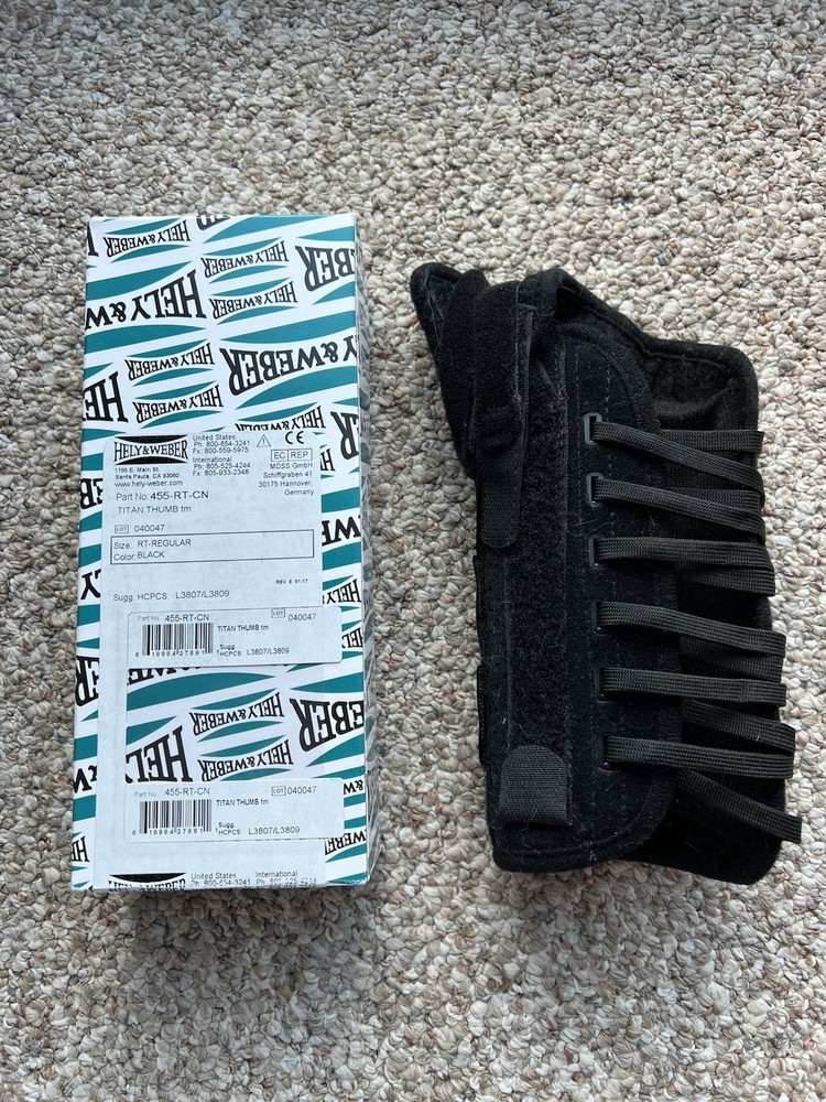 ⭐️Hely & Weber Titan Wrist Hand Thumb Right Lacing Brace 455 RT Universal NEW⭐️