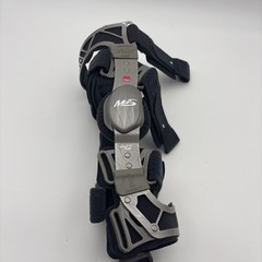 Medi M.4 OA Varus Right Small Compact Knee Brace Orthoarthritis Pain Relief