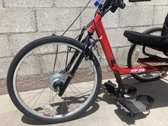 20” W Seat Invacare Top End Excelerator Handcycle 8-speed Adjustable