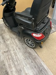 Pride Mobility Raptor Mobility Scooter 3 Wheel Black „OPEN BOX“