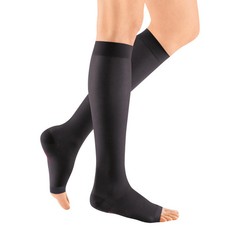 Mediven Women’s Knee Highs, Open Toe, Petite Length, 20-30mmHg (Size: II) Black