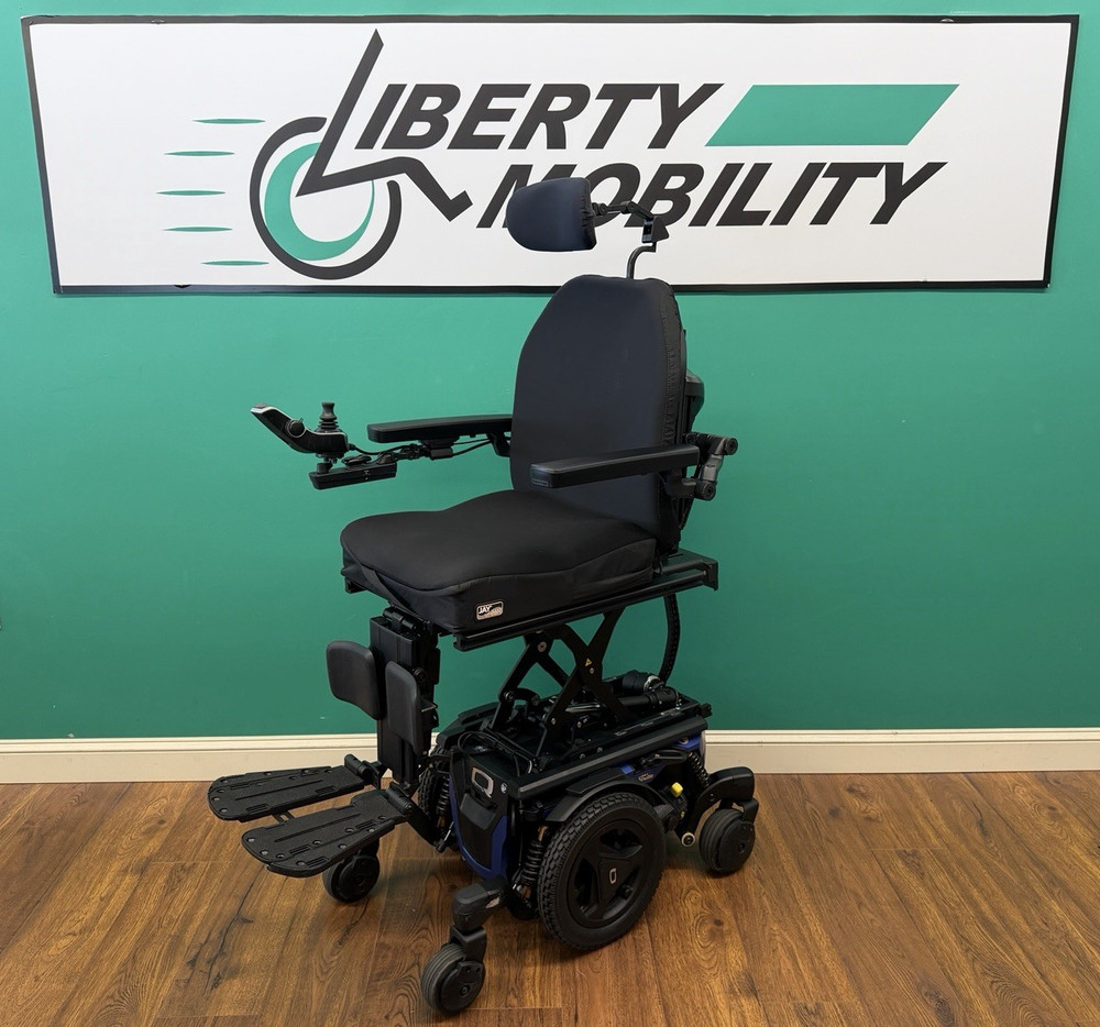 2024 Quantum EDGE 3 Stretto w/ Elevate, Tilt, Recline & Legs ~ Lights* #LM7620