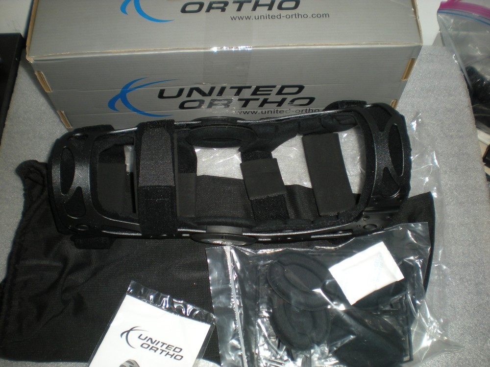 New United Ortho 300541-03 Functional ACL Knee Support Brace RIGHT Leg SMALL S
