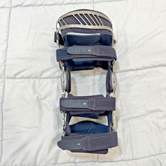 medi M.4S OA Varus Right XL Extra Large Right Knee
