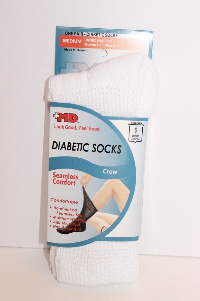 +MD PlusMD Diabetic Crew Socks Black White non binding seamless anti-microbial