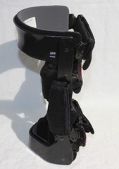 SWEDEO OA KNEE RIGTH VARUS MED #25413 (G50582-1 AO T-24)