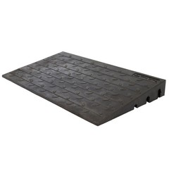 4″ Maximum Rise – Silver Spring Rubber 3 Channel Threshold Ramp