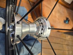 24×1 3/8 wheelchair wheels and airless tires