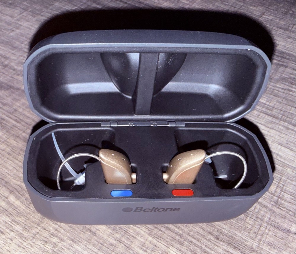 Beltone Hearing Aids C-2 DK-2750 Rechargable Used