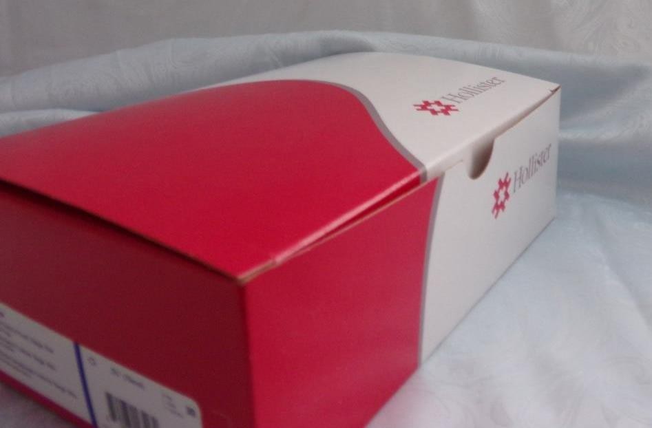 NIB Hollister 18324 2 Piece Closed 2 3/4″ Diameter Pouch 30/Box Exp 2027+