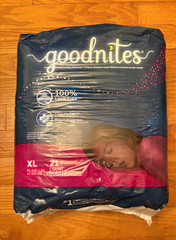 Goodnites Girls‘ Nighttime Bedwetting Underwear Size X L – 21 ct