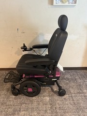 Jazzy EVO 613 w/ anchor points and swing away joy stick