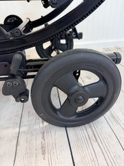 Quickie Iris Tilt in space Wheelchair 18″x18″ adj depth