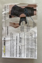 Braceability J Knee Brace Stabilizer Left or Right Size Small 03K06 New