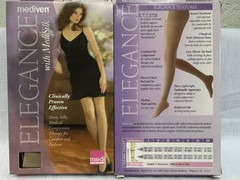 Mediven Women’s Knee Highs, Open Toe, Petite Length, 20-30mmHg (Size: II) Black