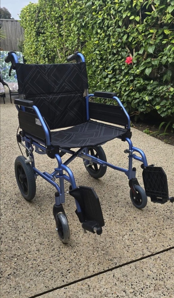 HospEquip Wheelchair