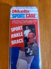 Vintage Mueller Aircast Sport Ankle Brace White Left Or Right One Size Fits All
