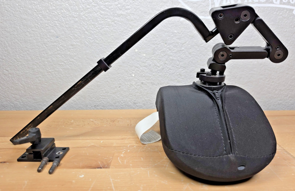 Stealth 10″ Headrest & Mount for Quantum Power Chair – Edge 3 Q6 2.0 4 Front OEM