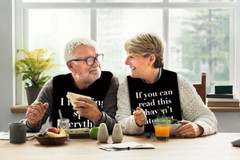 Funny Adult Bibs for Men Washable Waterproof Adult Bib for Eating with Crumb Cat
