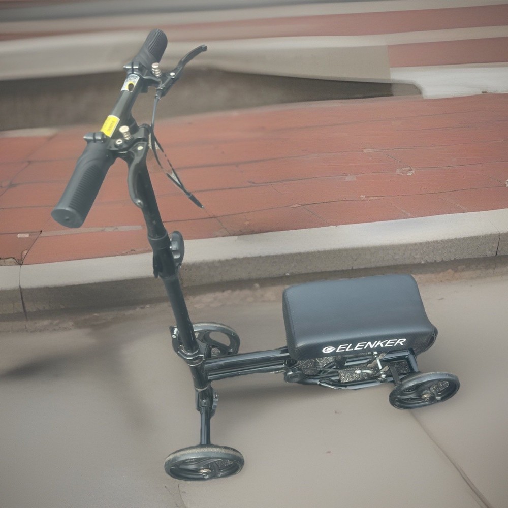 Used Elenker knee Scooter. Fully Clean & Tested READY FOR USE