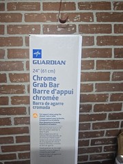 Medline Guardian 24” (61cm) Knurled Grip Chrome Grab Bar