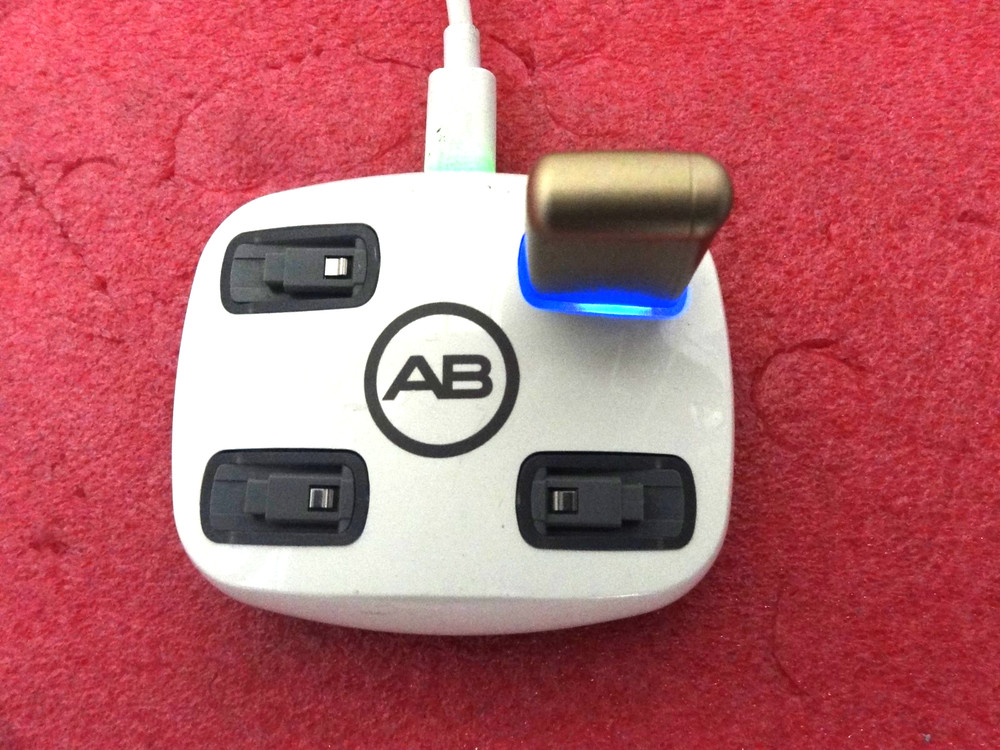 ADVANCED BIONICS BATTERY CHARGER CI-5605 5V- 500MA ONLY BATTERY CHARGER T9-C2
