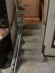 Acorn Electric Stairlift Foldable Swivel Seat Beige for Straight Indoor Stairs