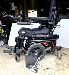 Quantum Q6 Edge 3 Stretto Power Wheelchair W/ New Charger **Read Description**