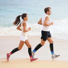 1 Pair Calf Compression Sleeves 20-30mmHg Footless Socks for Running Sports