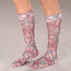 Celeste Stein Therapeutic Compressions Knee Length Women’s Socks Size 5-11 Flora
