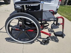 HEAVY DUTY Ki Focus cr 22″ 400LB MAX Tilt In Space Wheelchair HD used Red