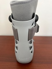 Aircast Short Walking Boot DJO LLC Size Small